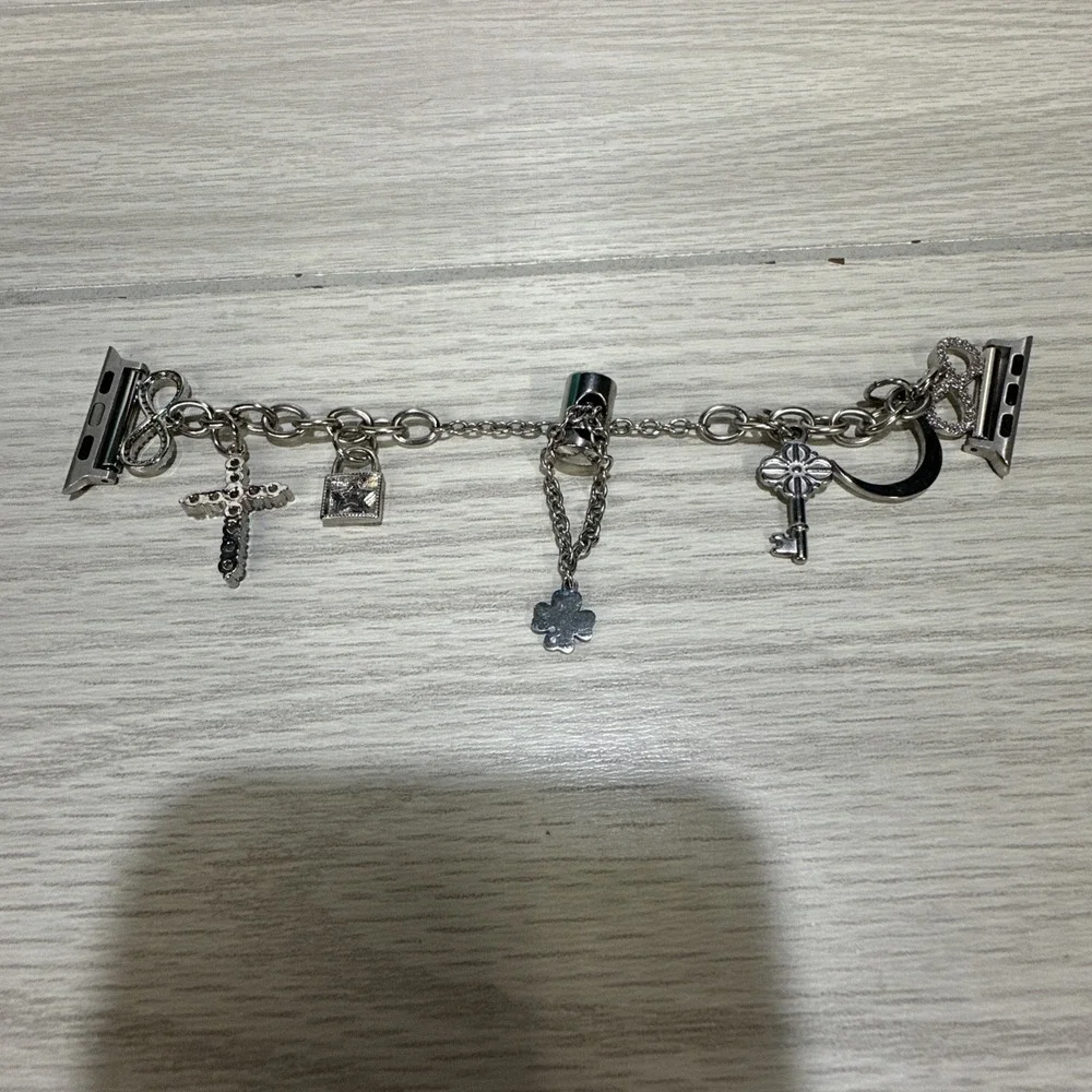 Apple Watch Band Metal Silvertone w/ Faux Diamond Charms